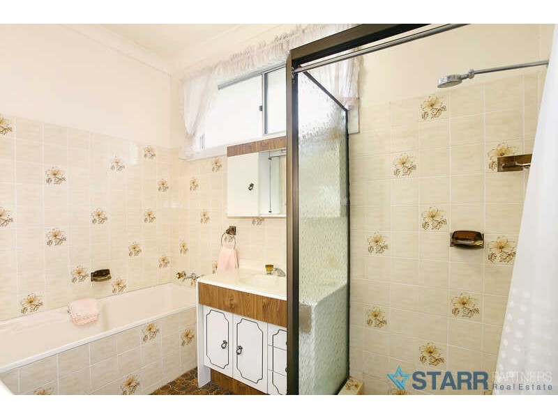 39  BELMONT STREET, Merrylands NSW 2160