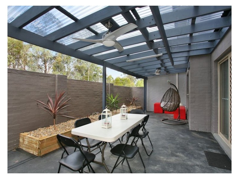 2 Bishop Avenue, Pemulwuy NSW 2145