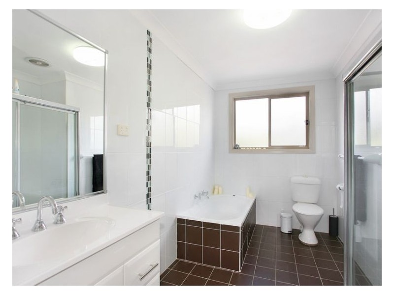 2 Bishop Avenue, Pemulwuy NSW 2145