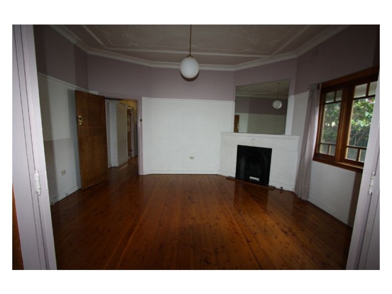 28 Cardigan Street, Guildford NSW 2161