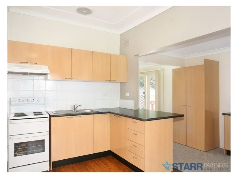 10 Lena Place, Merrylands NSW 2160