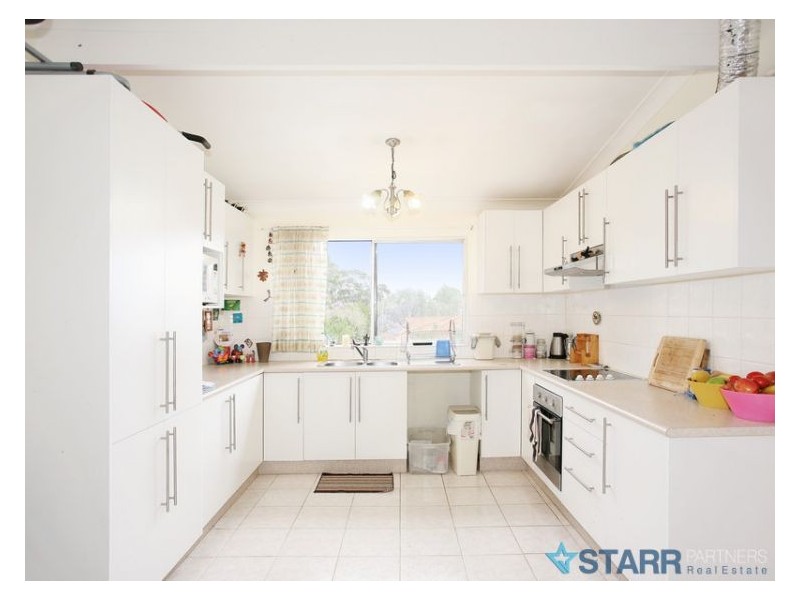 13 Glenn Avenue, Northmead NSW 2152