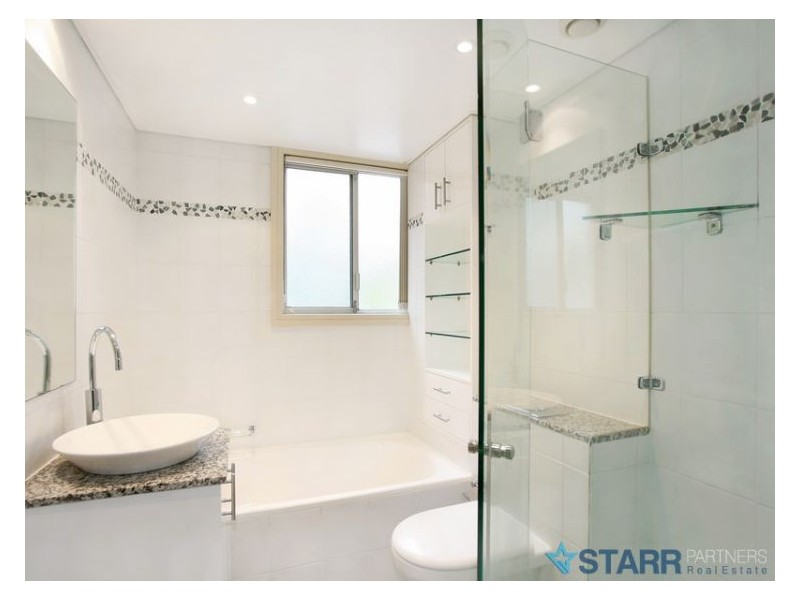 1/47-51 Kenyons Road, Merrylands NSW 2160