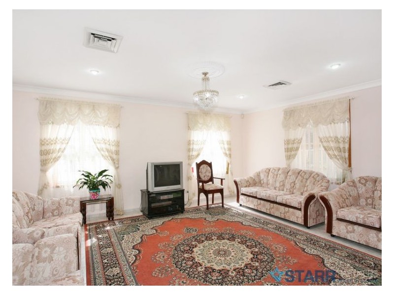 6 Elsinore Street, Merrylands NSW 2160