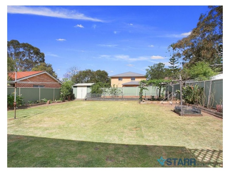6 Elsinore Street, Merrylands NSW 2160