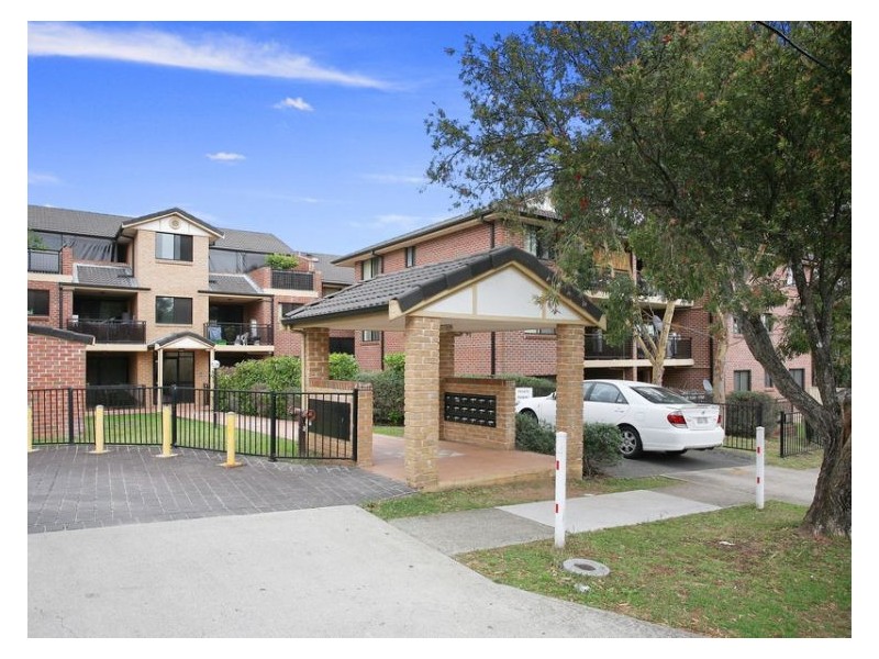 23/2 Mulla Road, Yagoona NSW 2199