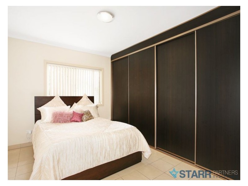 12 Acland Street, Guildford NSW 2161