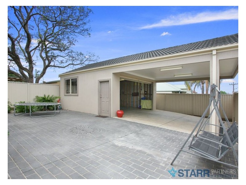 12 Acland Street, Guildford NSW 2161