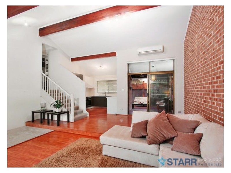 2/140 Dunmore Street, Wentworthville NSW 2145