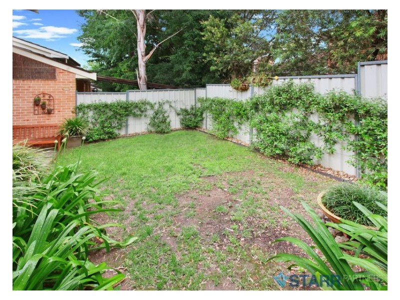 2/140 Dunmore Street, Wentworthville NSW 2145