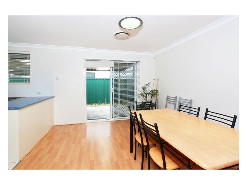 1/1 Moonah Grove, St Clair NSW 2759