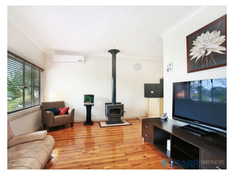 22 Pambula Crescent, Woodpark NSW 2164