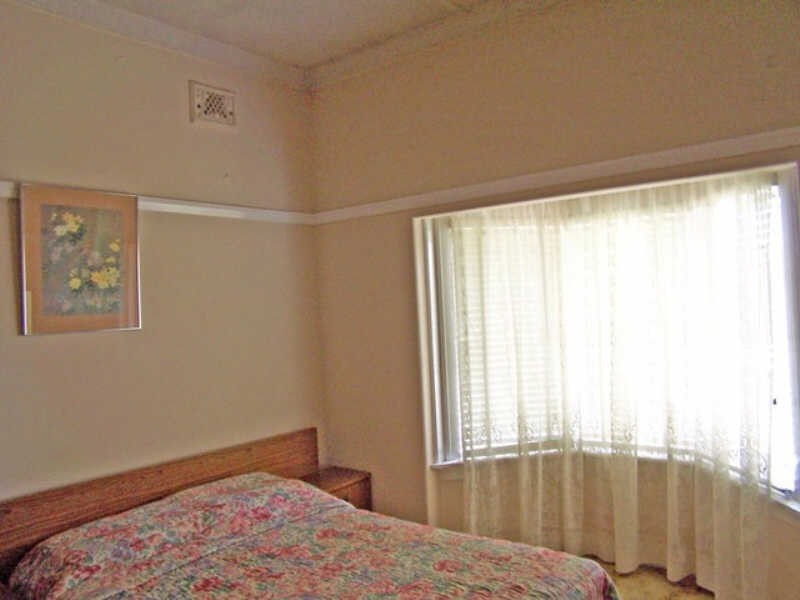 44 LOCKSLEY AVENUE, Merrylands NSW 2160