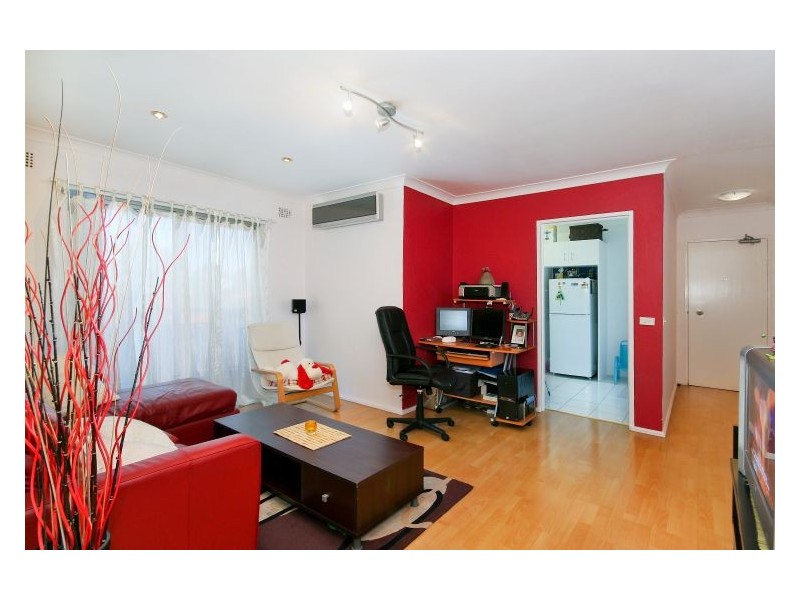 10/11 Birmingham Street, Merrylands NSW 2160