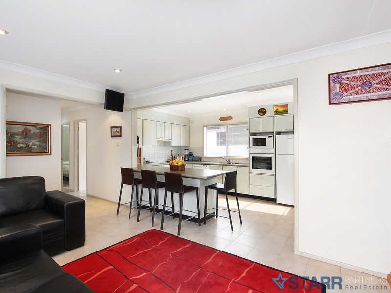 16 LOWANA CRESCENT, Seven Hills NSW 2147