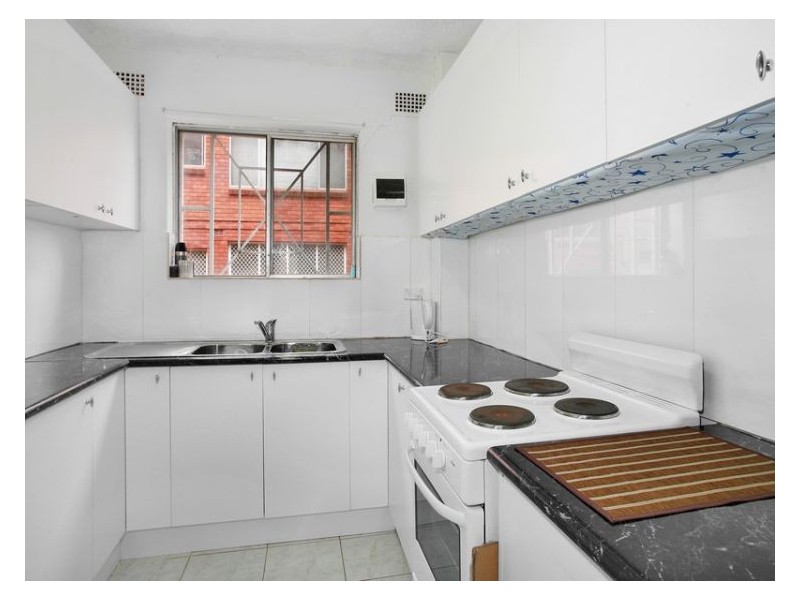 4/8 Calliope Street, Guildford NSW 2161