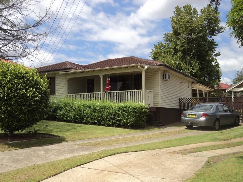 08 WAYNE CRESCENT, Greystanes NSW 2145