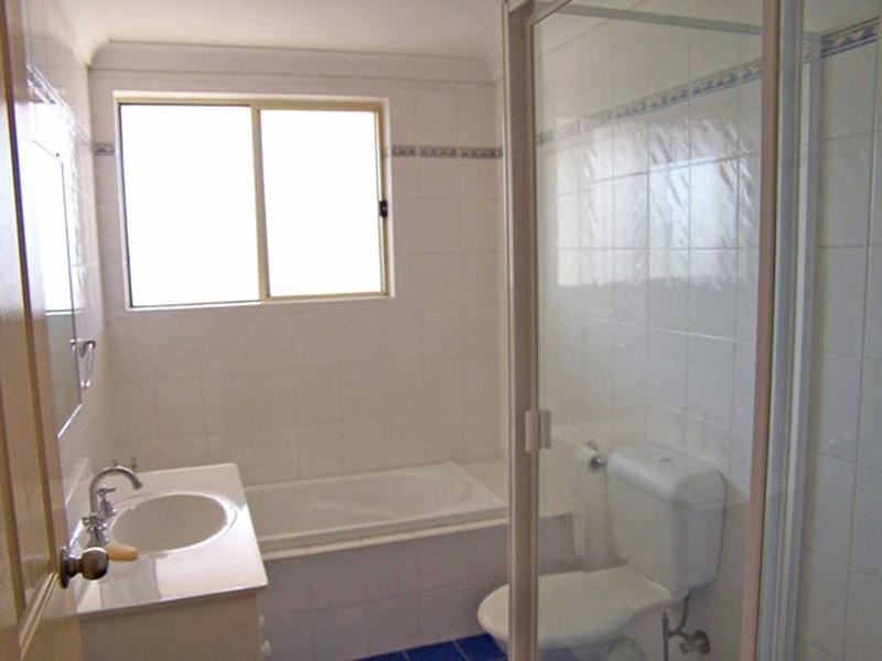 11/482 MERRYLANDS RD, Merrylands NSW 2160