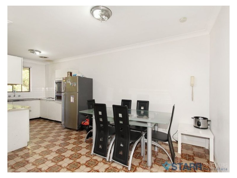 9/10 Paton Street, Merrylands NSW 2160