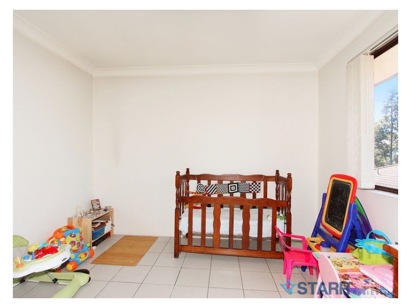 9/10 Paton Street, Merrylands NSW 2160