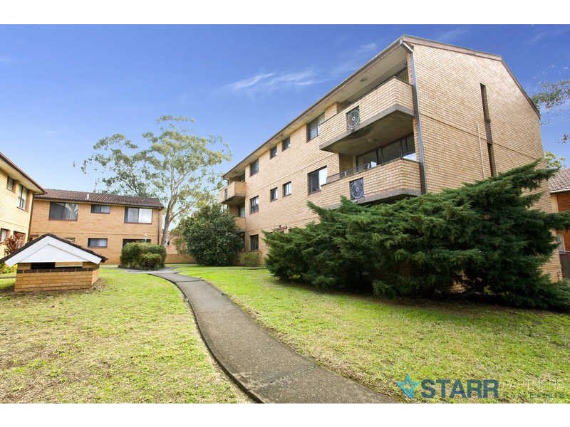 8/28 TREVES STREET, Merrylands NSW 2160