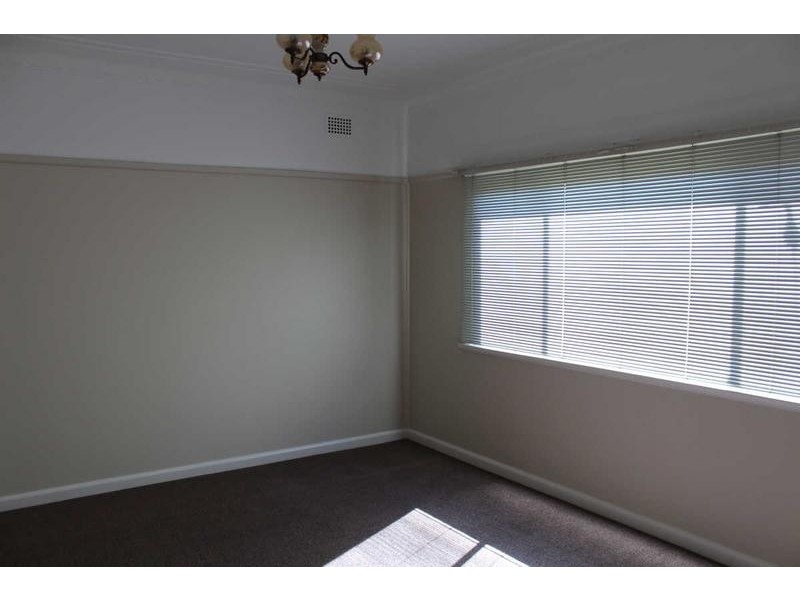 19 ROBILLIARD STREET, Westmead NSW 2145