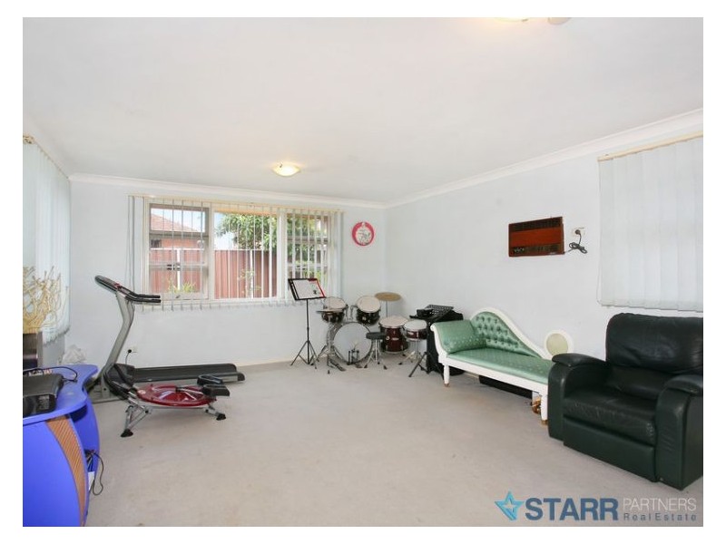 1 Biscayne Avenue, South Wentworthville NSW 2145