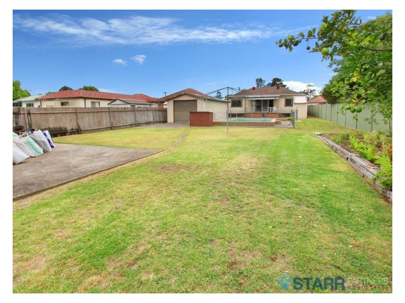 9 Johnstone Street, Guildford NSW 2161