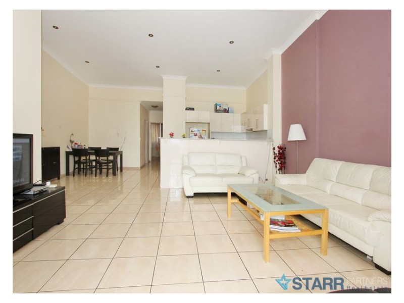 11/36 Boomerang Street, Granville NSW 2142