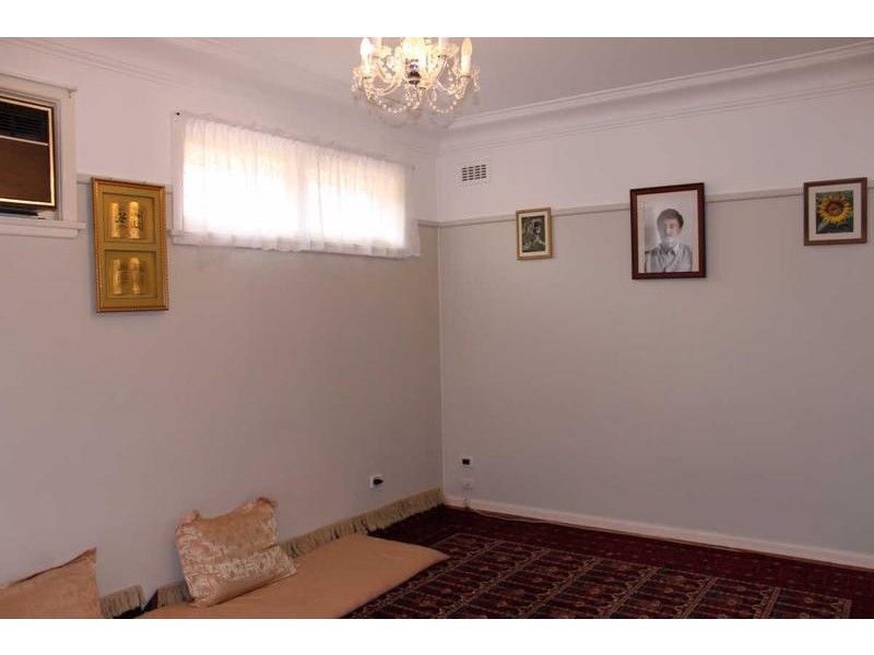 53 LOUGH AVENUE, Guildford NSW 2161