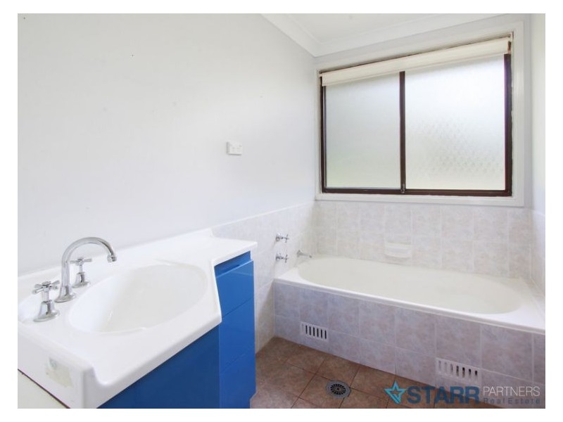 15 Shelley Place, Wetherill Park NSW 2164