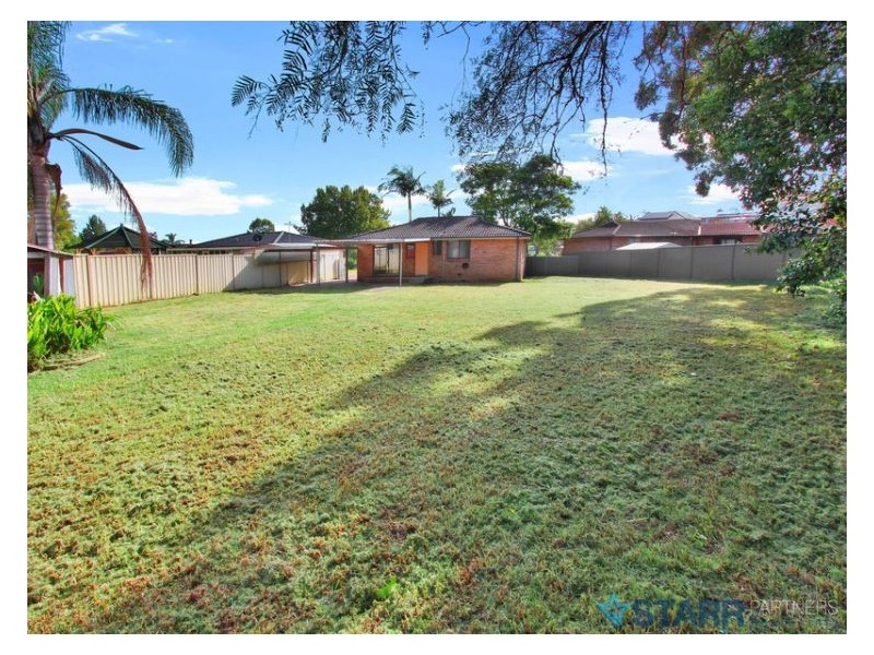 15 Shelley Place, Wetherill Park NSW 2164