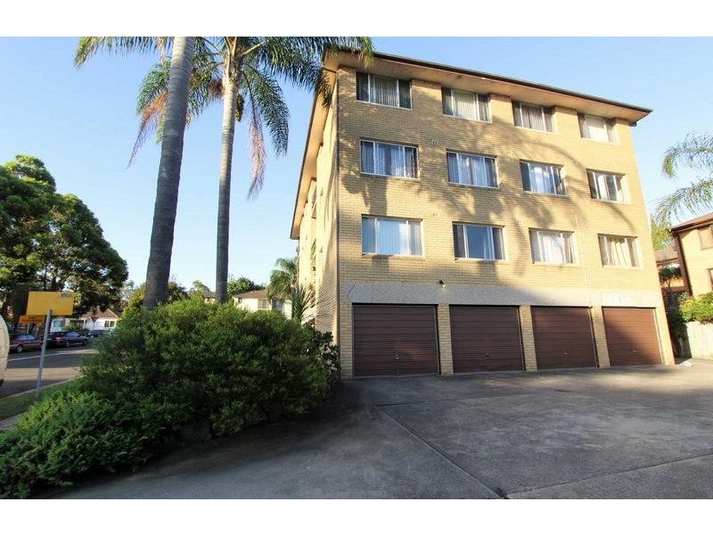 8/52 SHEFFIELD STREET, Merrylands NSW 2160