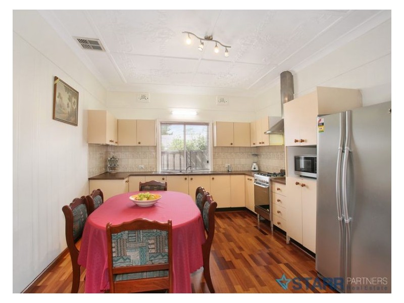 16 Kenyons Road, Merrylands NSW 2160