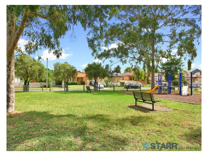 16 Kenyons Road, Merrylands NSW 2160