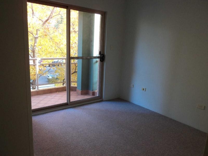 17/30 MEMORIAL AVENUE, Merrylands NSW 2160