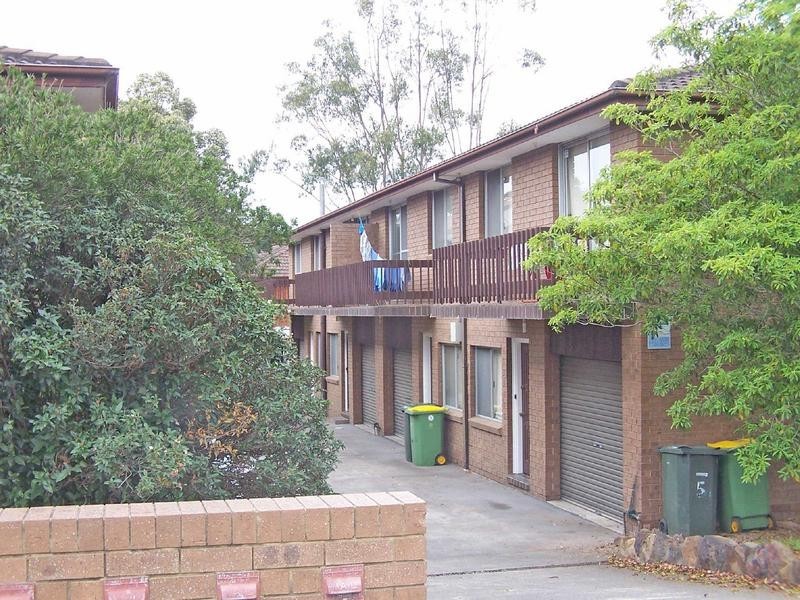 04/32 CHETWYND ROAD, Merrylands NSW 2160