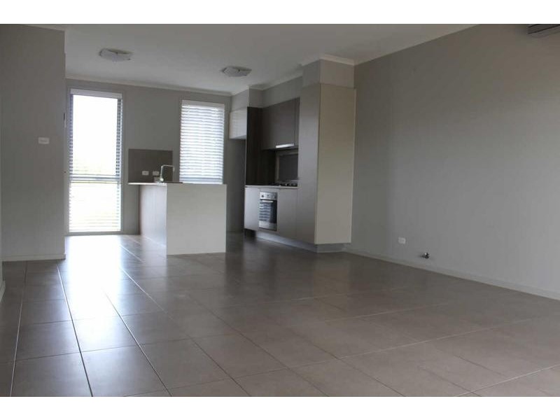 72 CONDOIN LANE, Pemulwuy NSW 2145