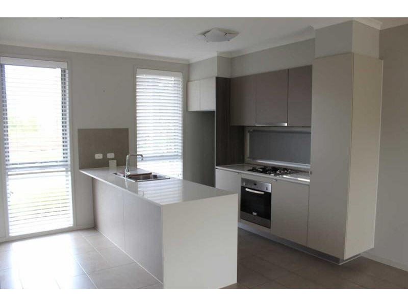 72 CONDOIN LANE, Pemulwuy NSW 2145