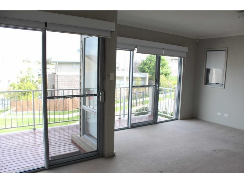 72 CONDOIN LANE, Pemulwuy NSW 2145