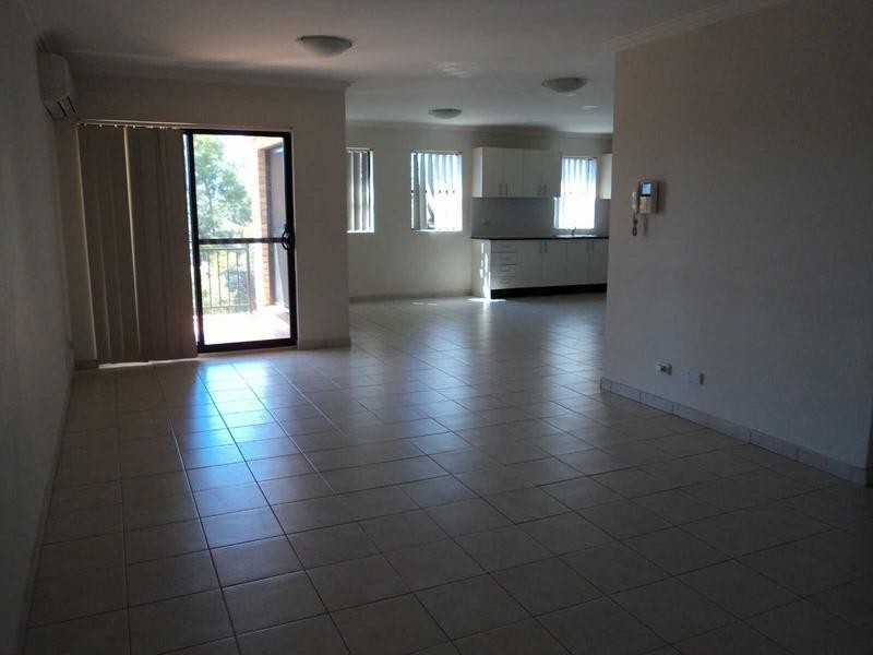 12/12 Murray St, Northmead NSW 2152