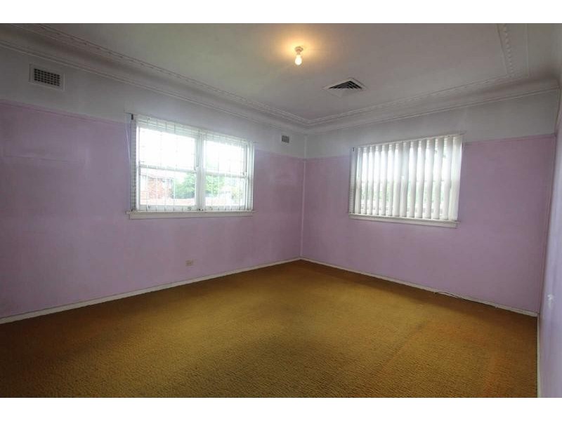 88 POLDING STREET, Smithfield NSW 2164