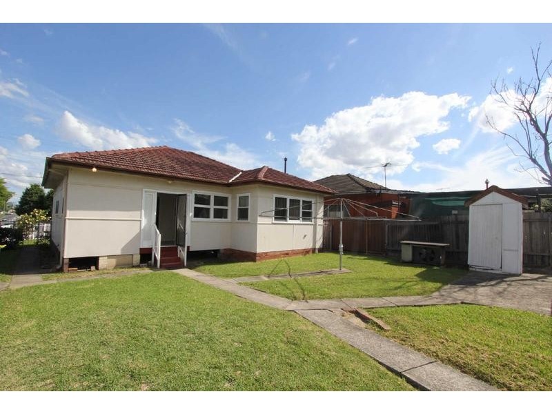 88 POLDING STREET, Smithfield NSW 2164