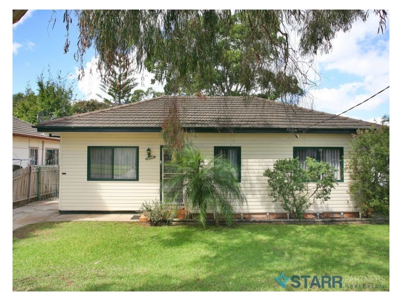 23 Sandra Street, Woodpark NSW 2164