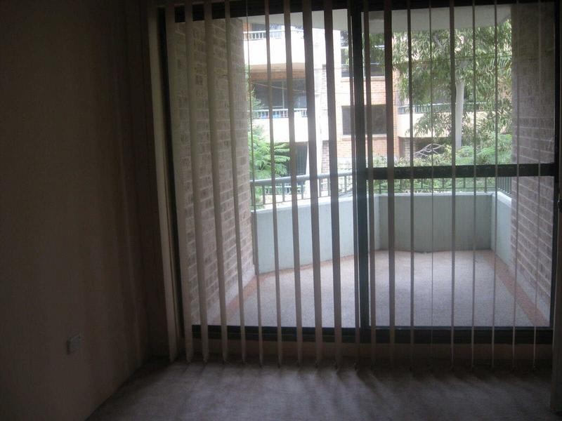 08/237 TARGO ROAD, Toongabbie NSW 2146