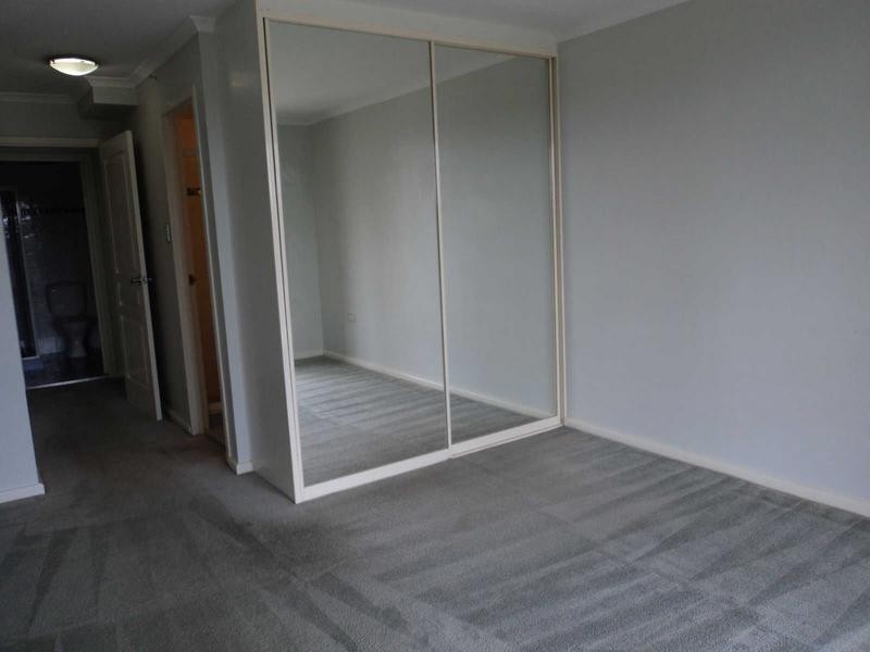 609/91B BRIDGE RD, Westmead NSW 2145