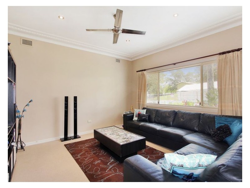 38 Parkes Street, Guildford West NSW 2161