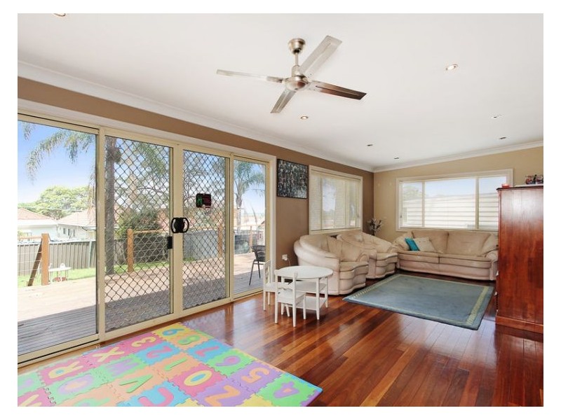 38 Parkes Street, Guildford West NSW 2161