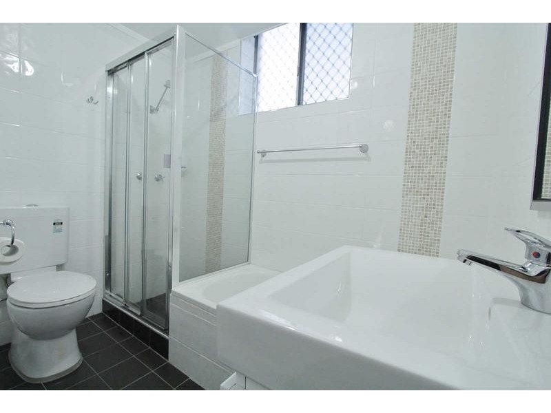 02/32 PATON STREET, Merrylands NSW 2160