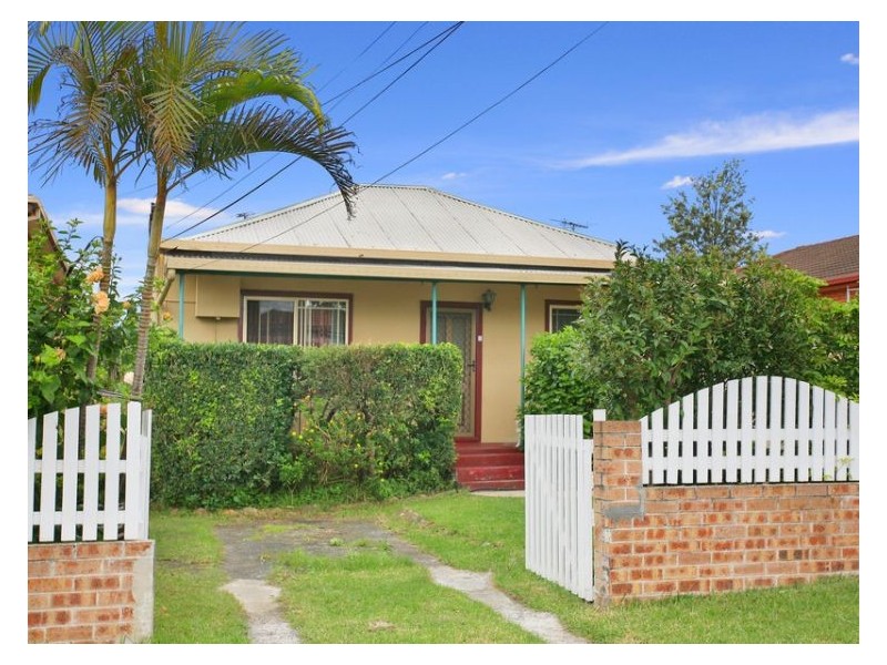 18 Crossland Street, Merrylands NSW 2160